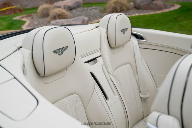 Used 2026 Bentley Continental GTC image 43