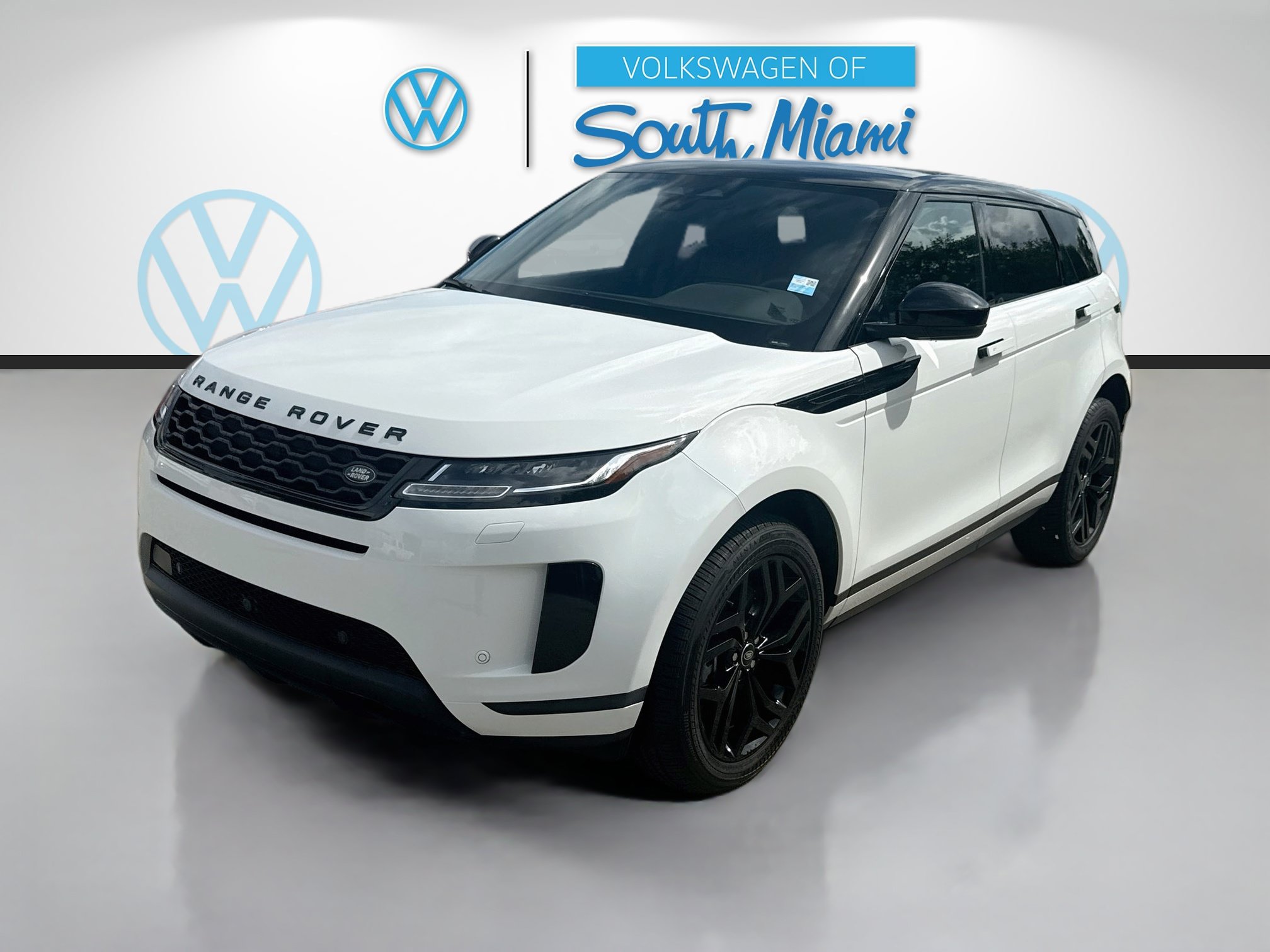 Used 2023 Land Rover Range Rover Evoque S AWD/4WD image 3