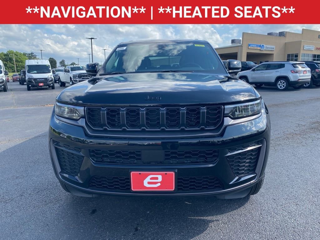 New 2026 Jeep Grand Cherokee Altitude RWD image 2