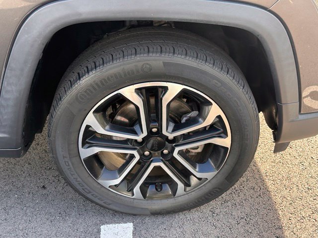 Used 2022 Jeep Compass Limited AWD/4WD image 13