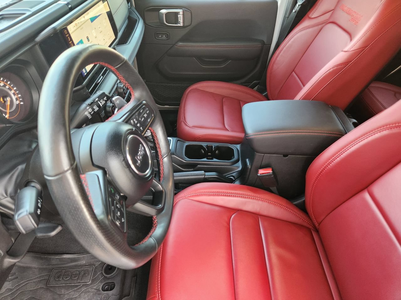 Used 2024 Jeep Wrangler Unlimited Rubicon 392 AWD/4WD image 13