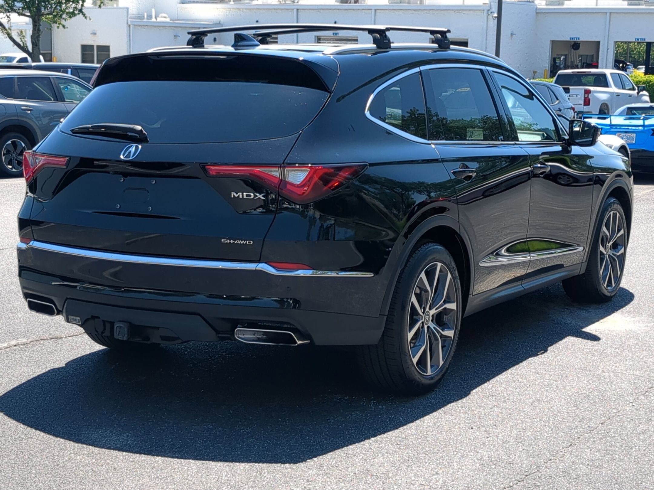 Used 2024 Acura MDX SH-AWD w/ Technology Package image 10