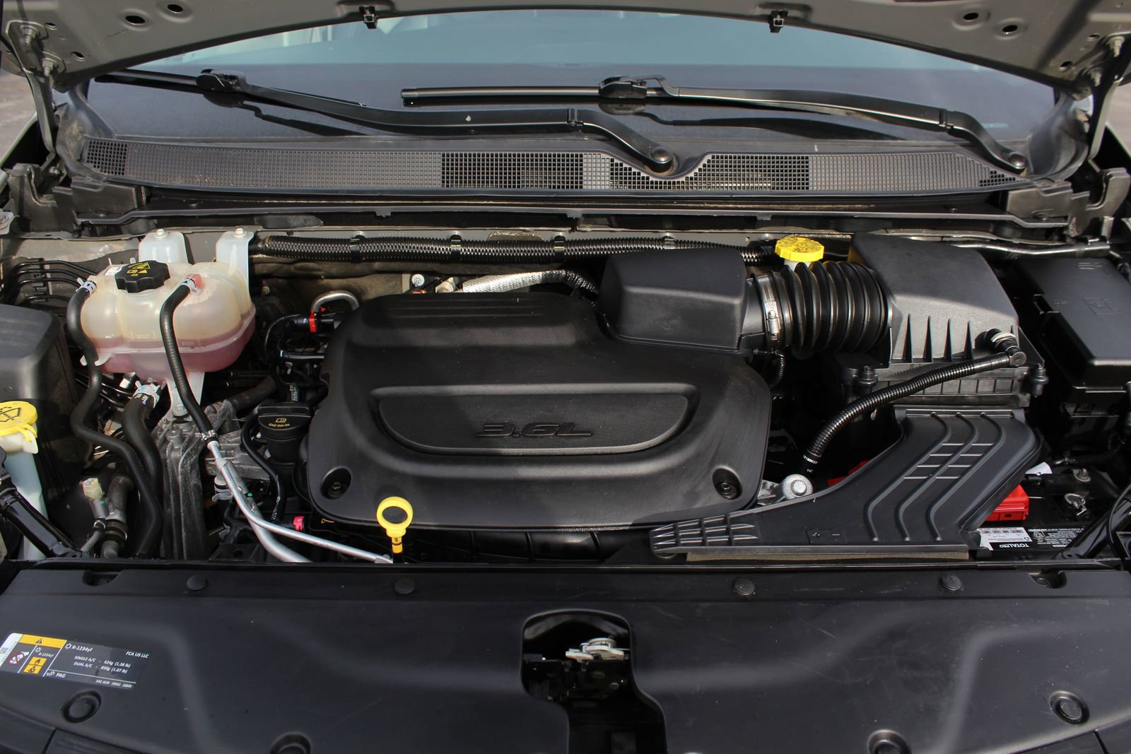 Used 2023 Chrysler Pacifica Touring-L image 21