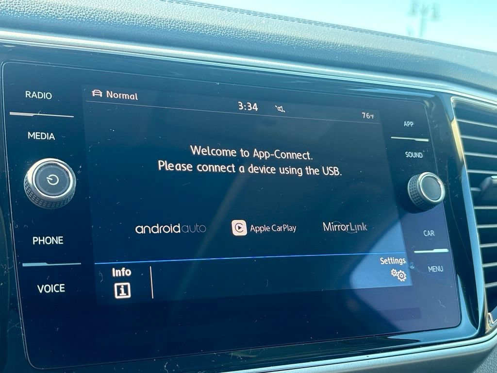 Used 2018 Volkswagen Atlas SEL w/ R-Line Package AWD/4WD image 45