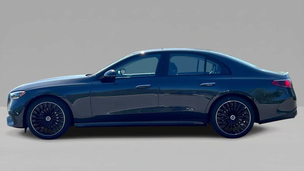 New 2026 Mercedes-Benz E 350 4MATIC Sedan image 3