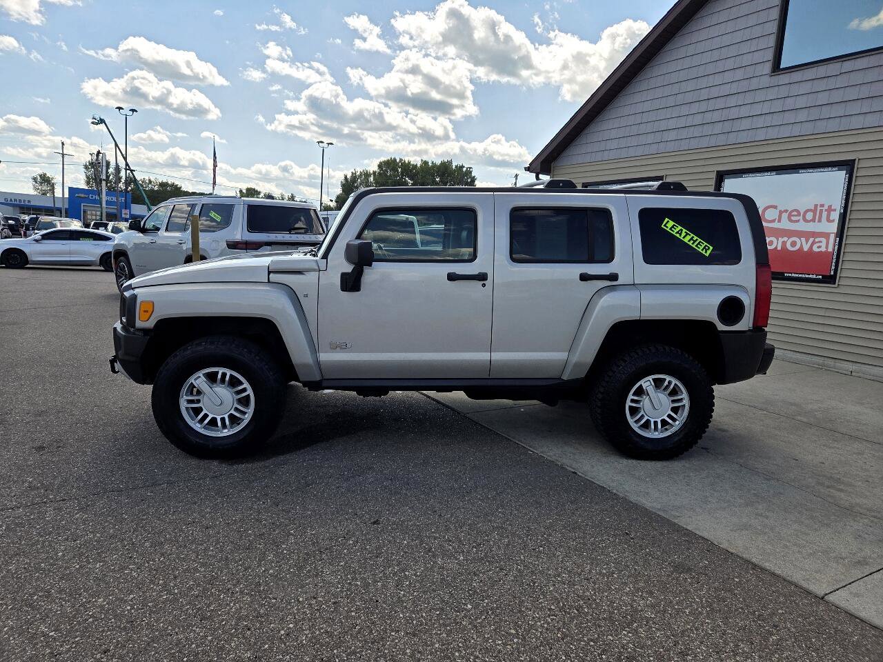 Used 2008 HUMMER H3 Luxury image 8