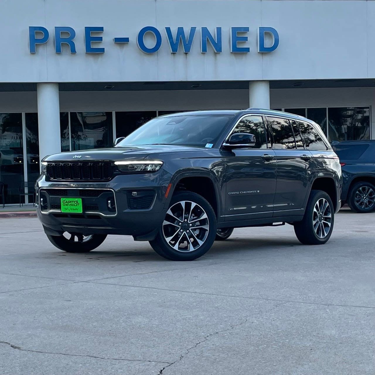 Used 2023 Jeep Grand Cherokee Overland