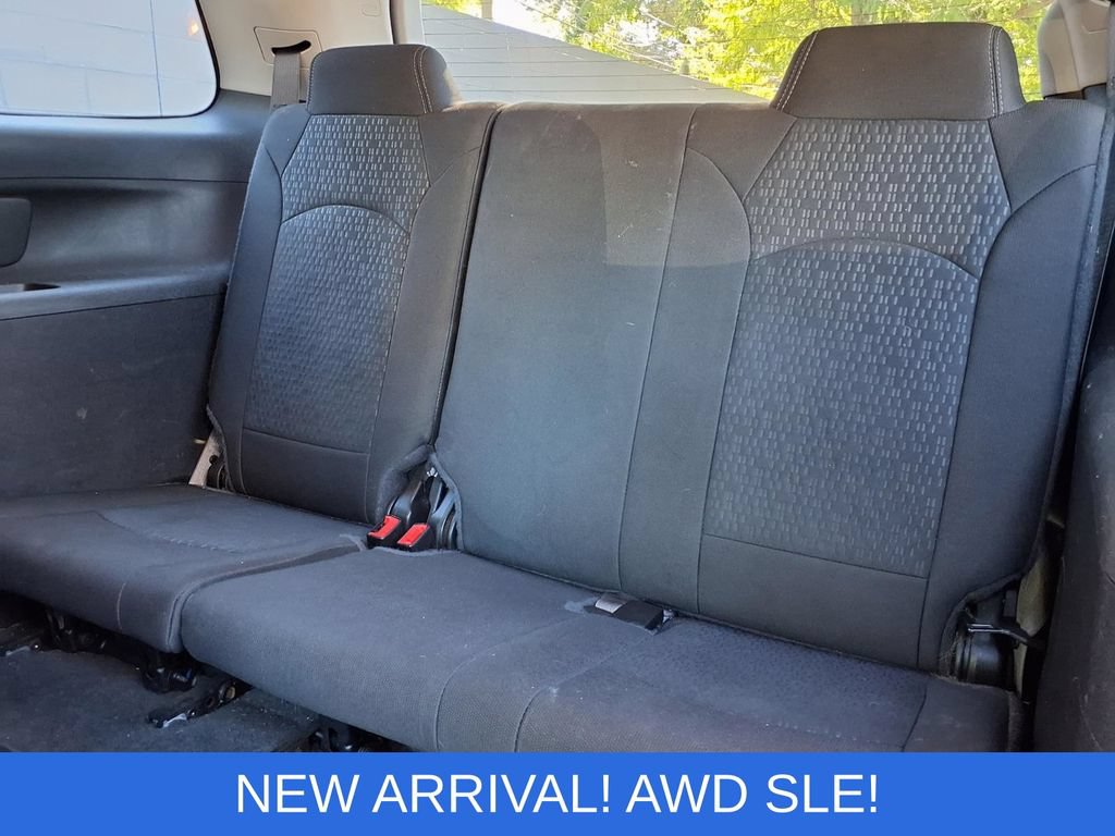 Used 2015 GMC Acadia SLE AWD/4WD image 8