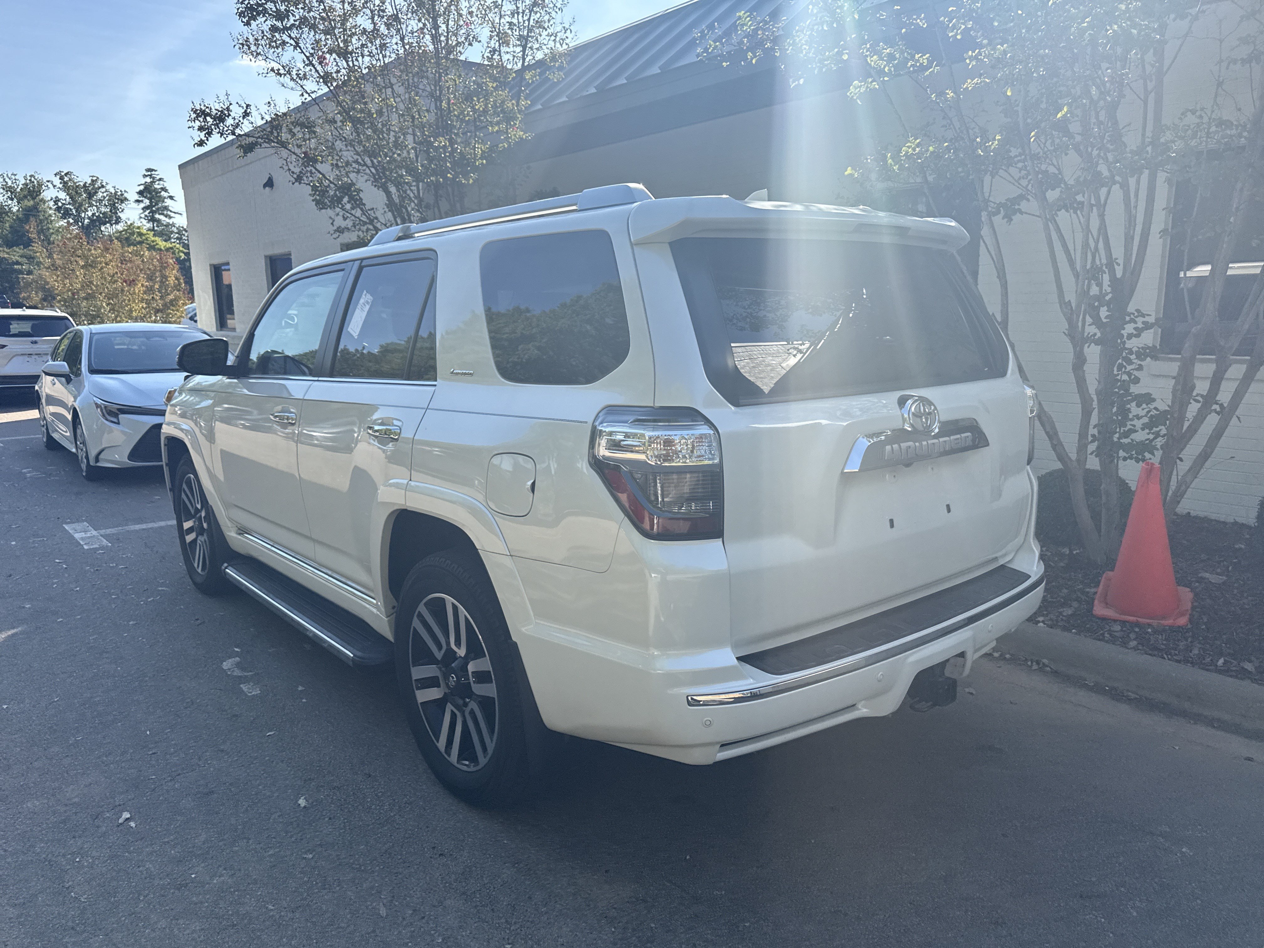 Used 2023 Toyota 4Runner Limited RWD image 10