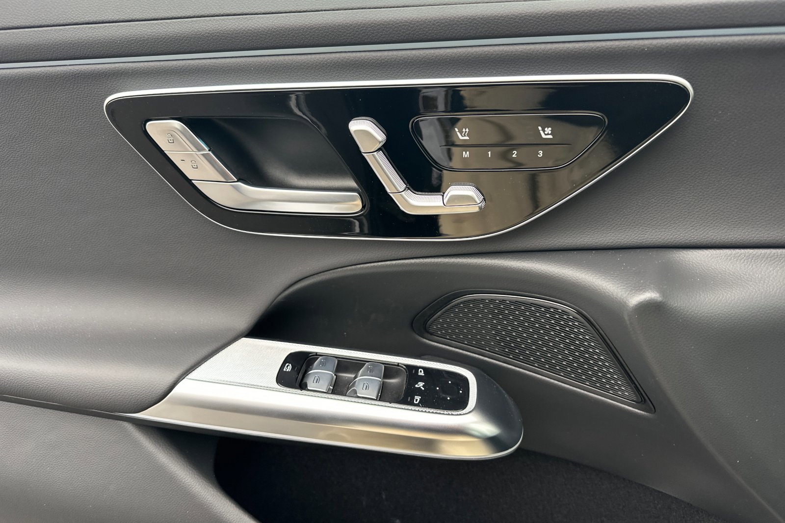 New 2026 Mercedes-Benz E 350 Sedan image 11