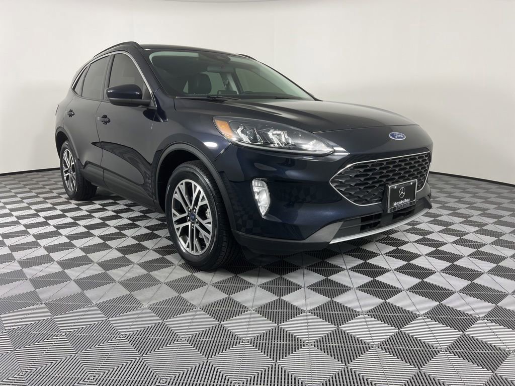 Used 2021 Ford Escape SEL w/ Technology Package AWD/4WD image 2