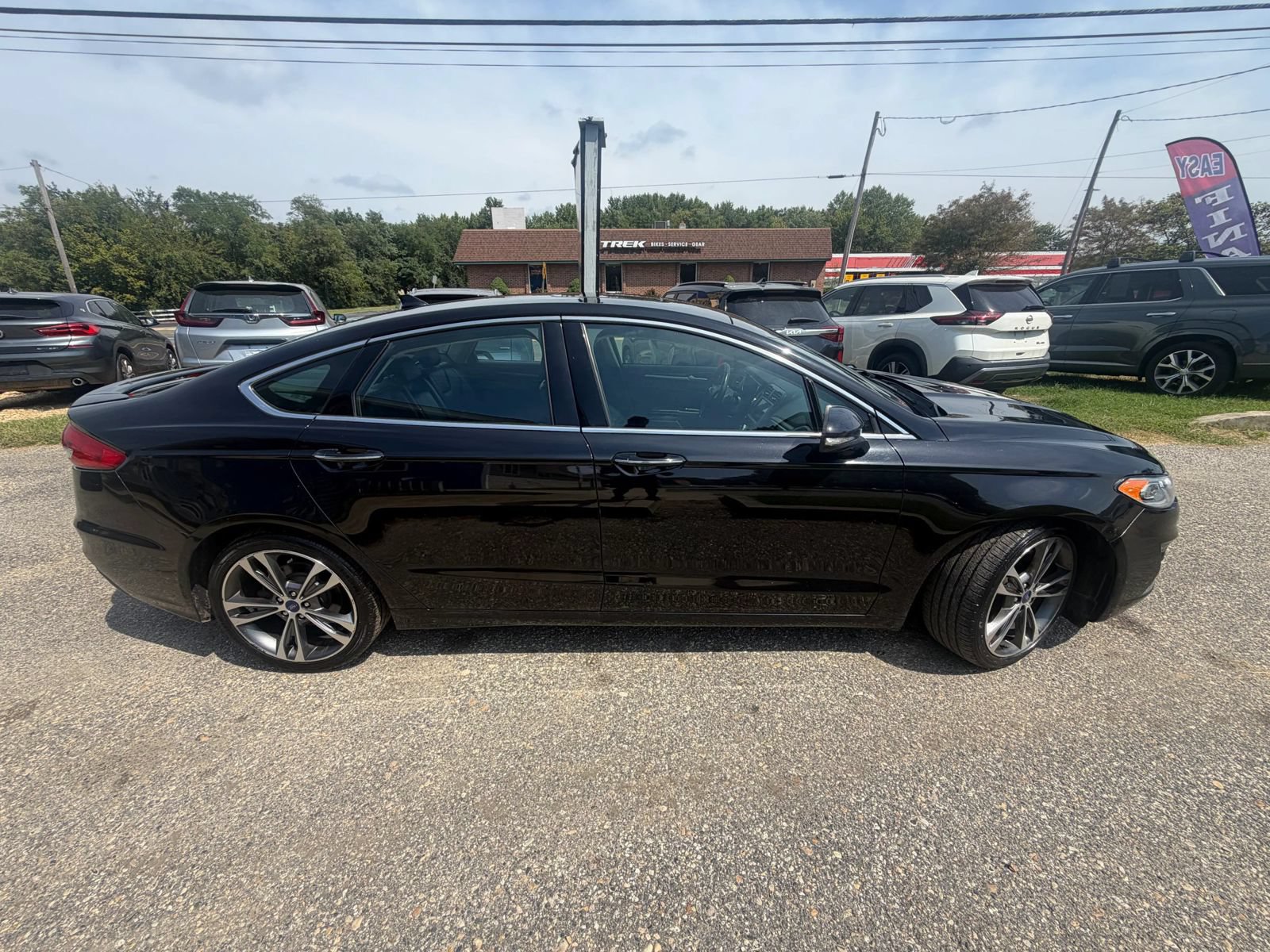 Used 2020 Ford Fusion Titanium FWD image 7