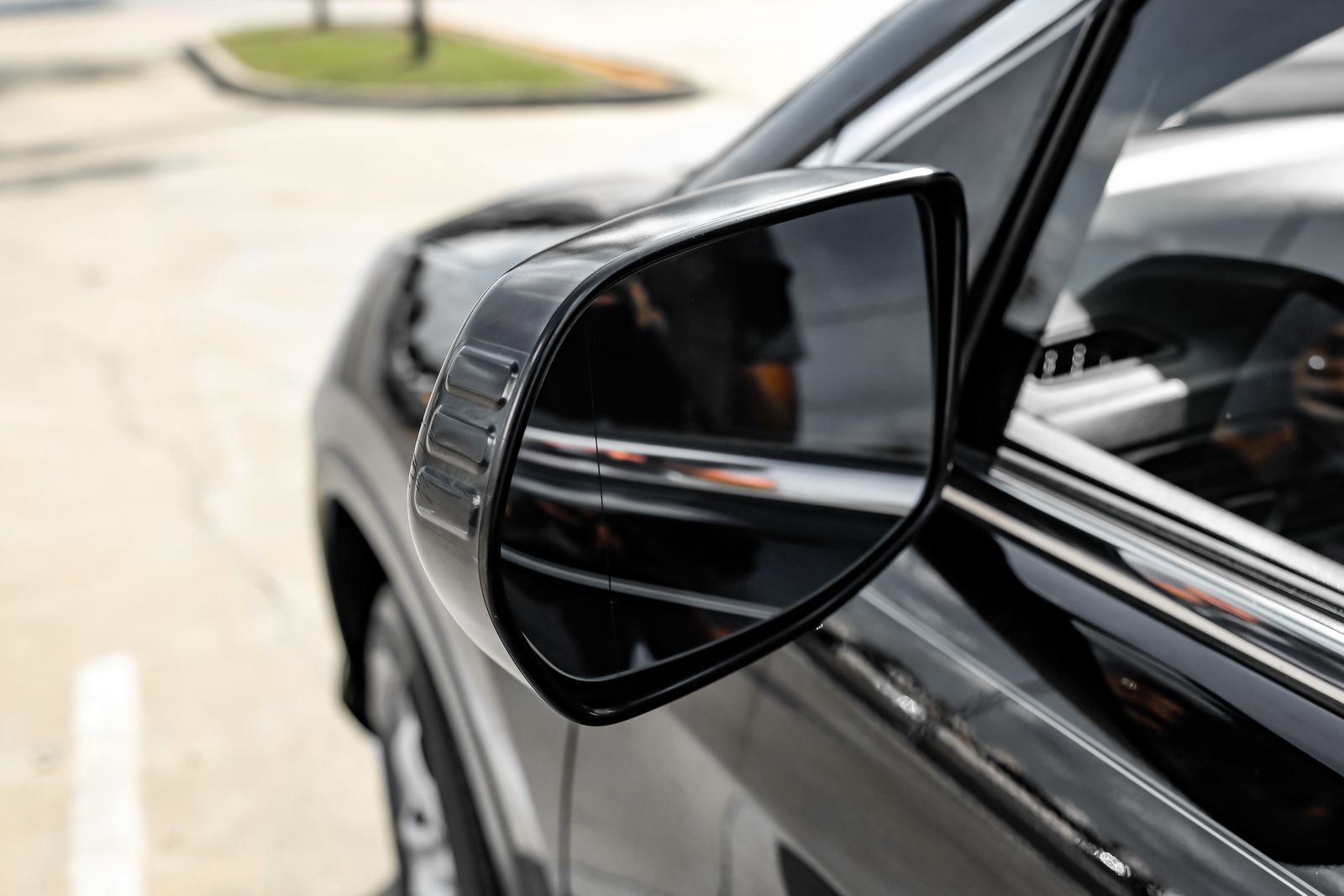 Used 2013 Honda CR-V LX image 36