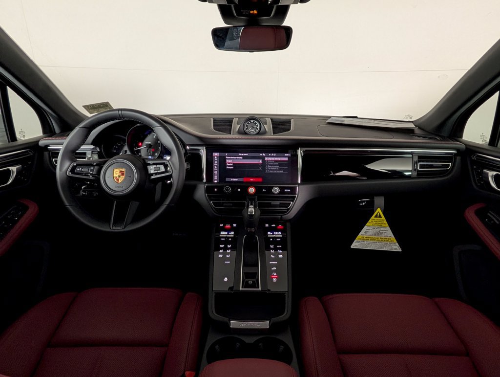 New 2026 Porsche Macan AWD/4WD image 20