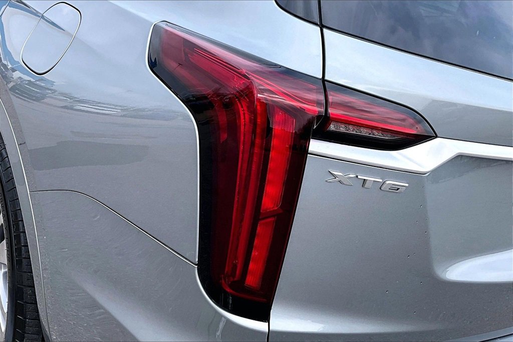 Certified 2025 Cadillac XT6 Premium Luxury image 31