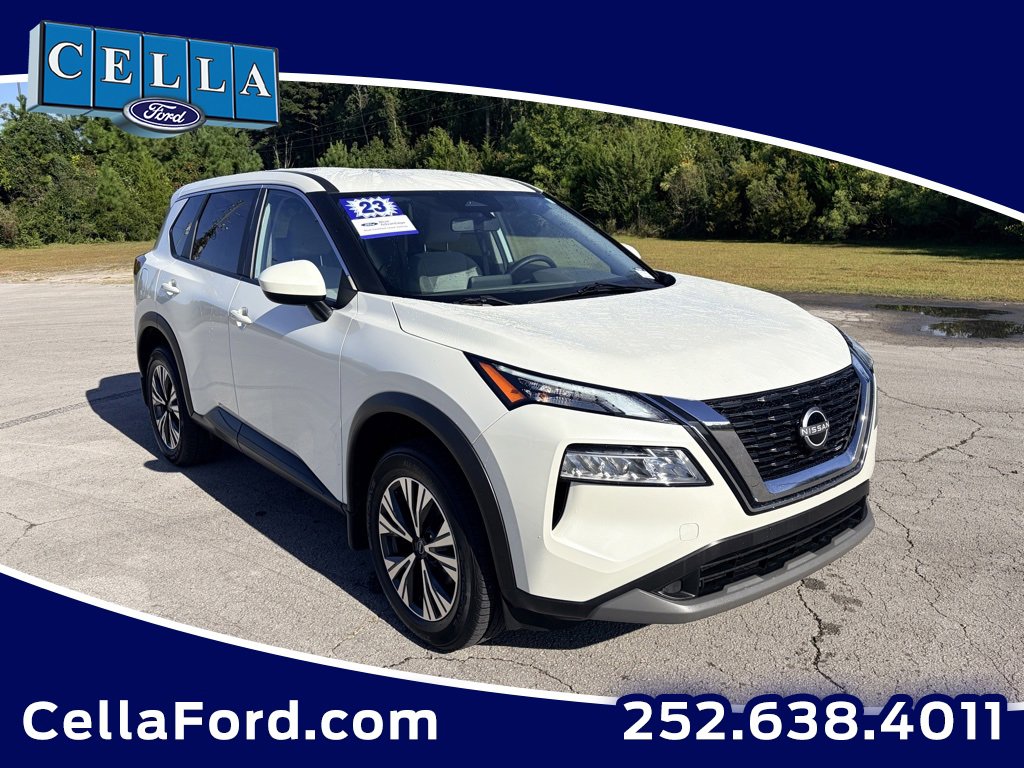 Used 2023 Nissan Rogue SV image 1