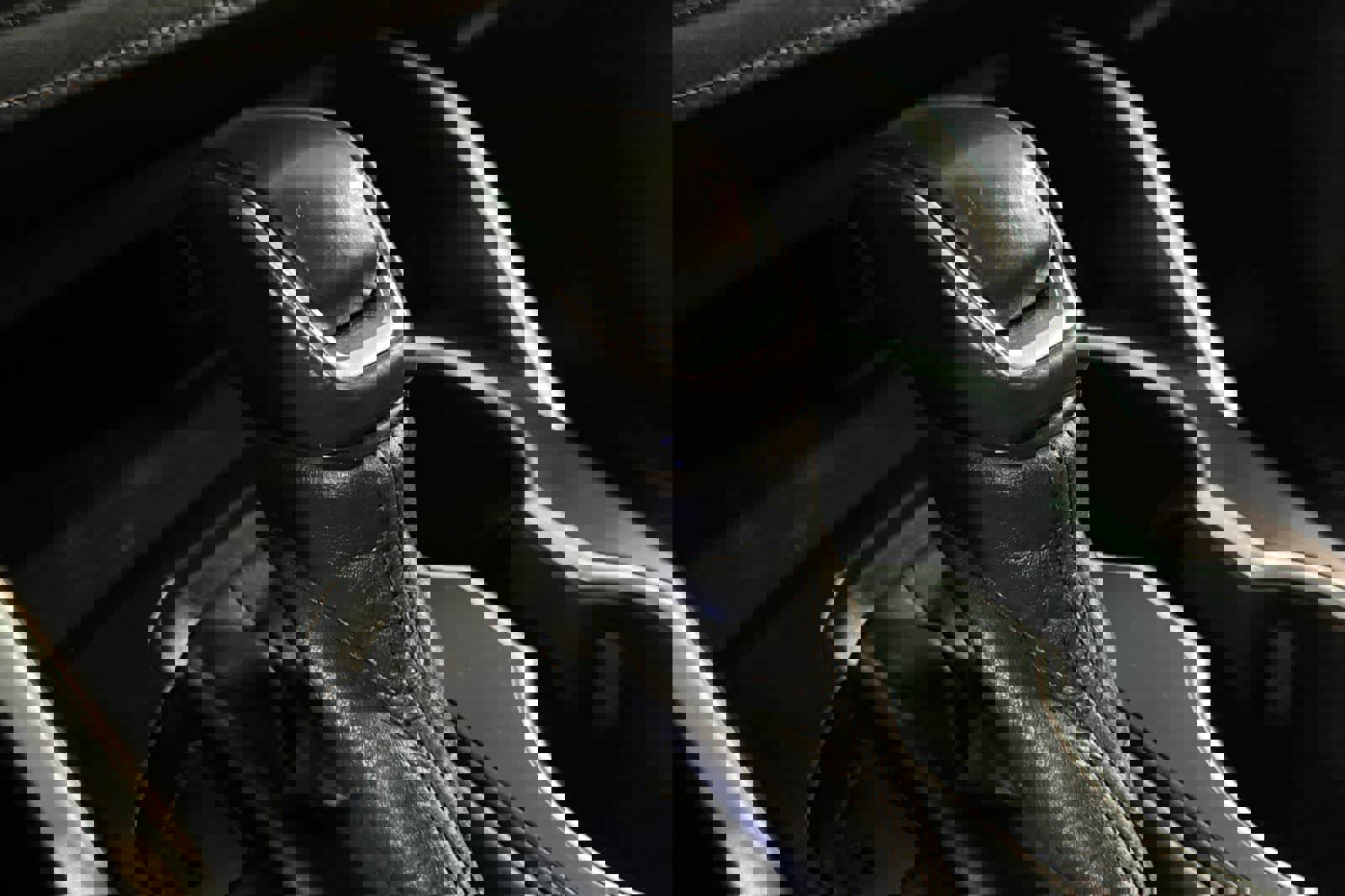 Used 2020 Toyota Highlander XLE image 28