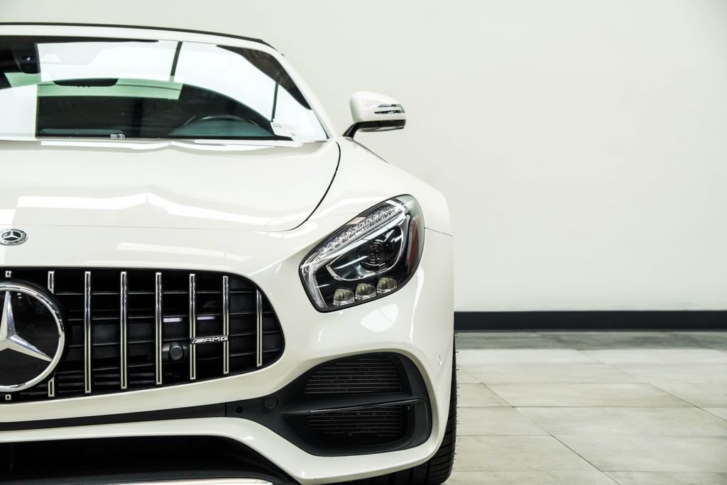 Used 2018 Mercedes-Benz AMG GT Roadster image 5