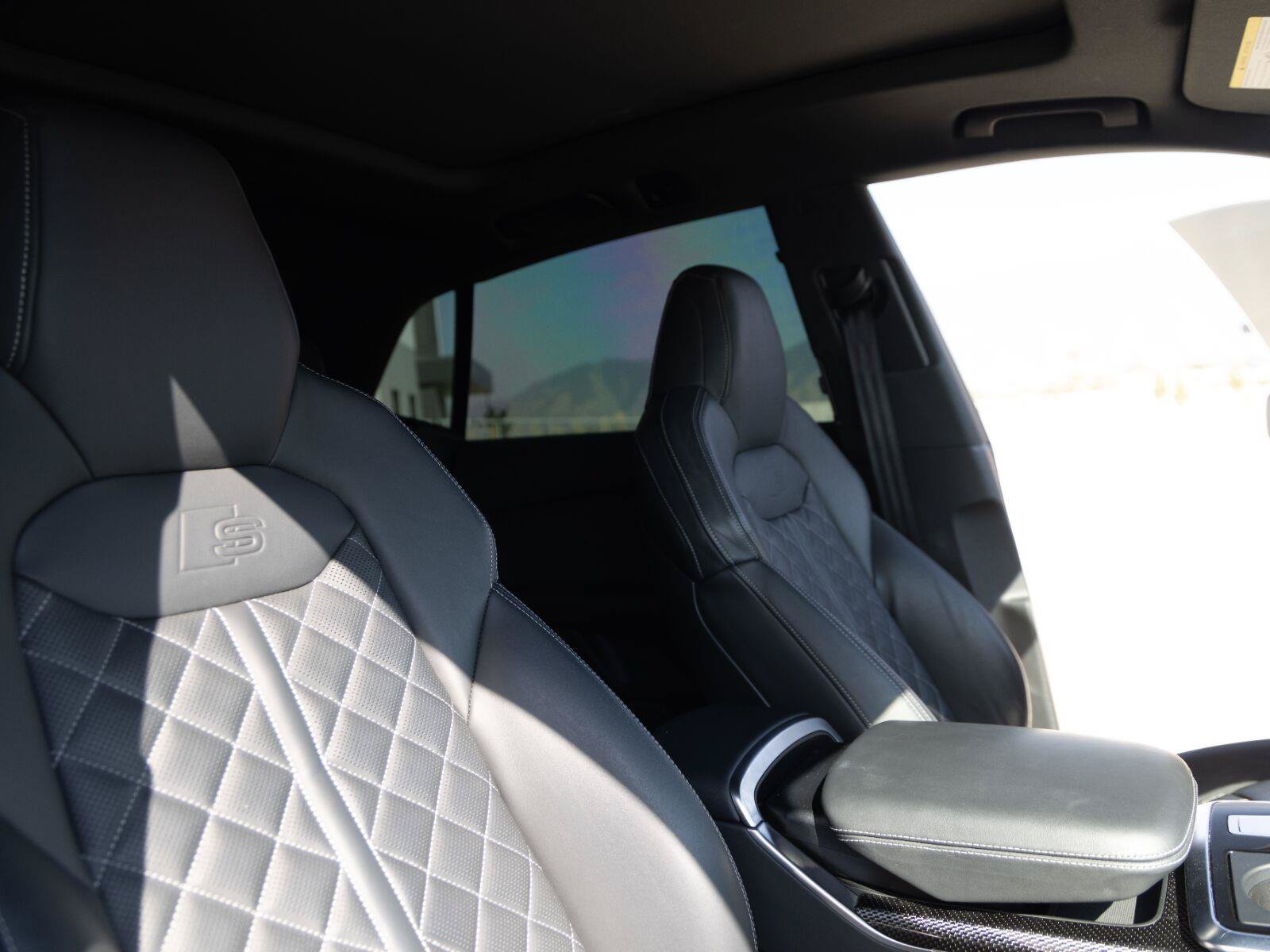 Used 2023 Audi SQ8 Premium Plus AWD/4WD image 37