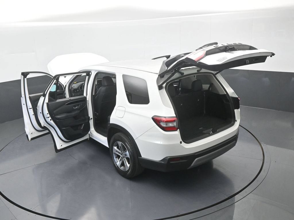 Used 2025 Honda Pilot EX-L image 70