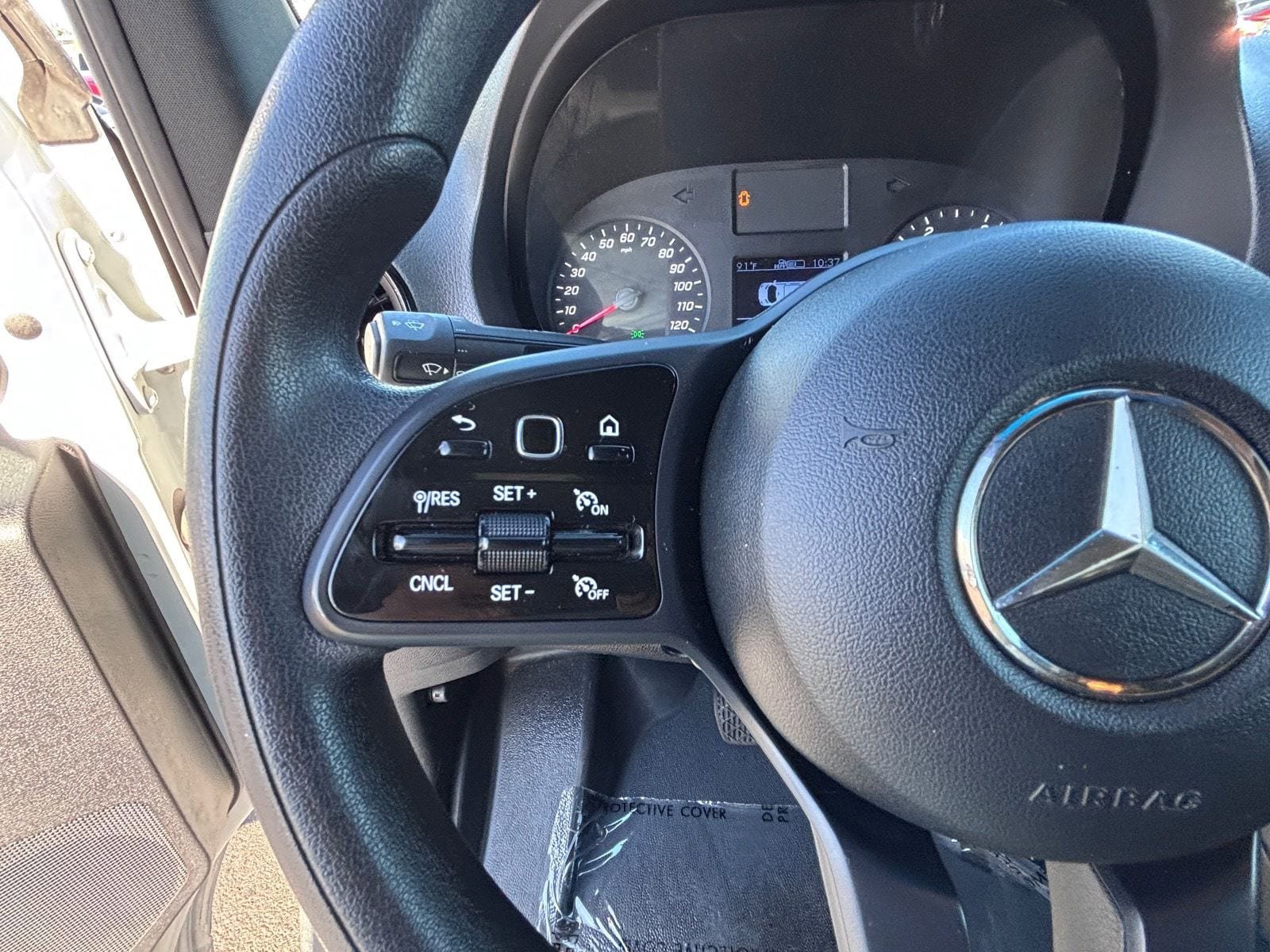 Used 2023 Mercedes-Benz Sprinter 2500 w/ Dashboard Charging Package image 24