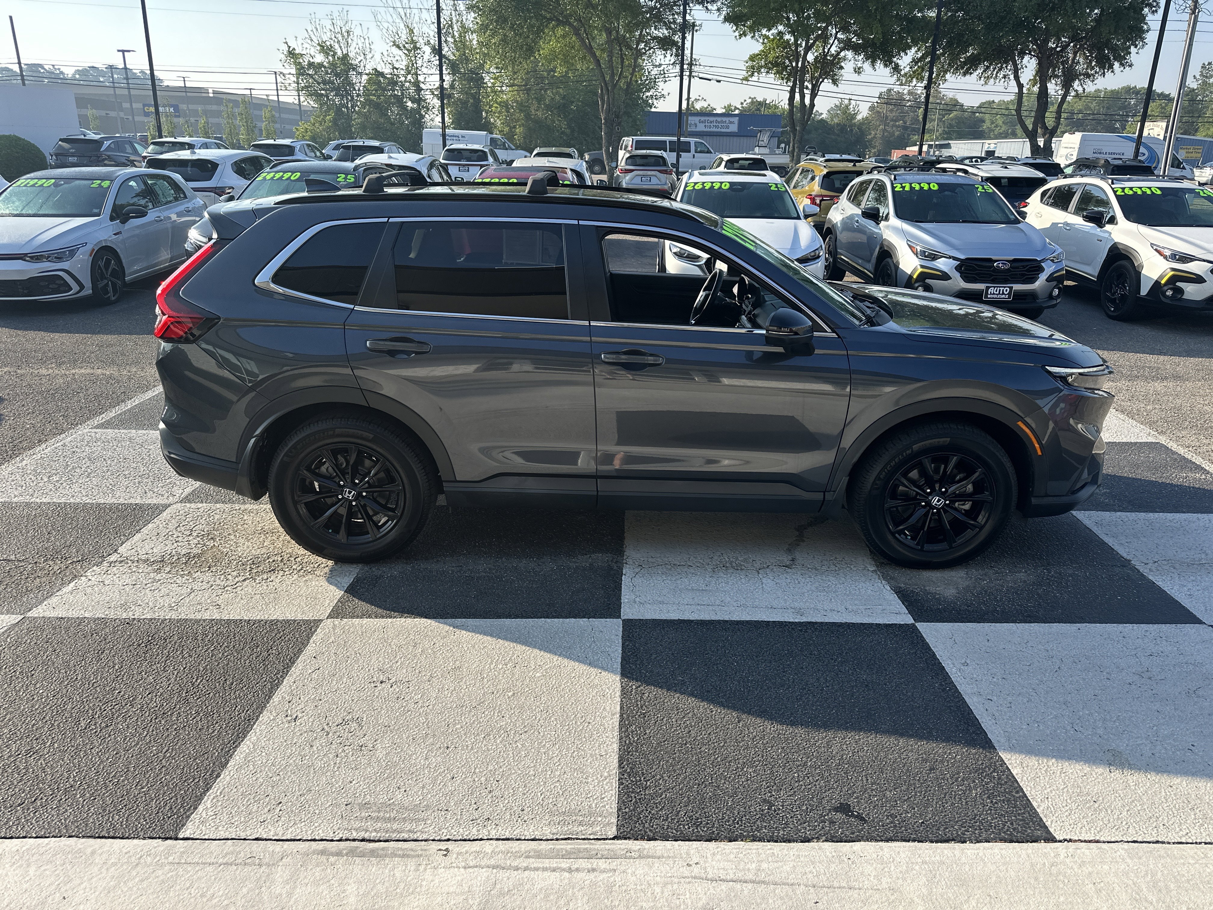 Used 2023 Honda CR-V Sport image 3