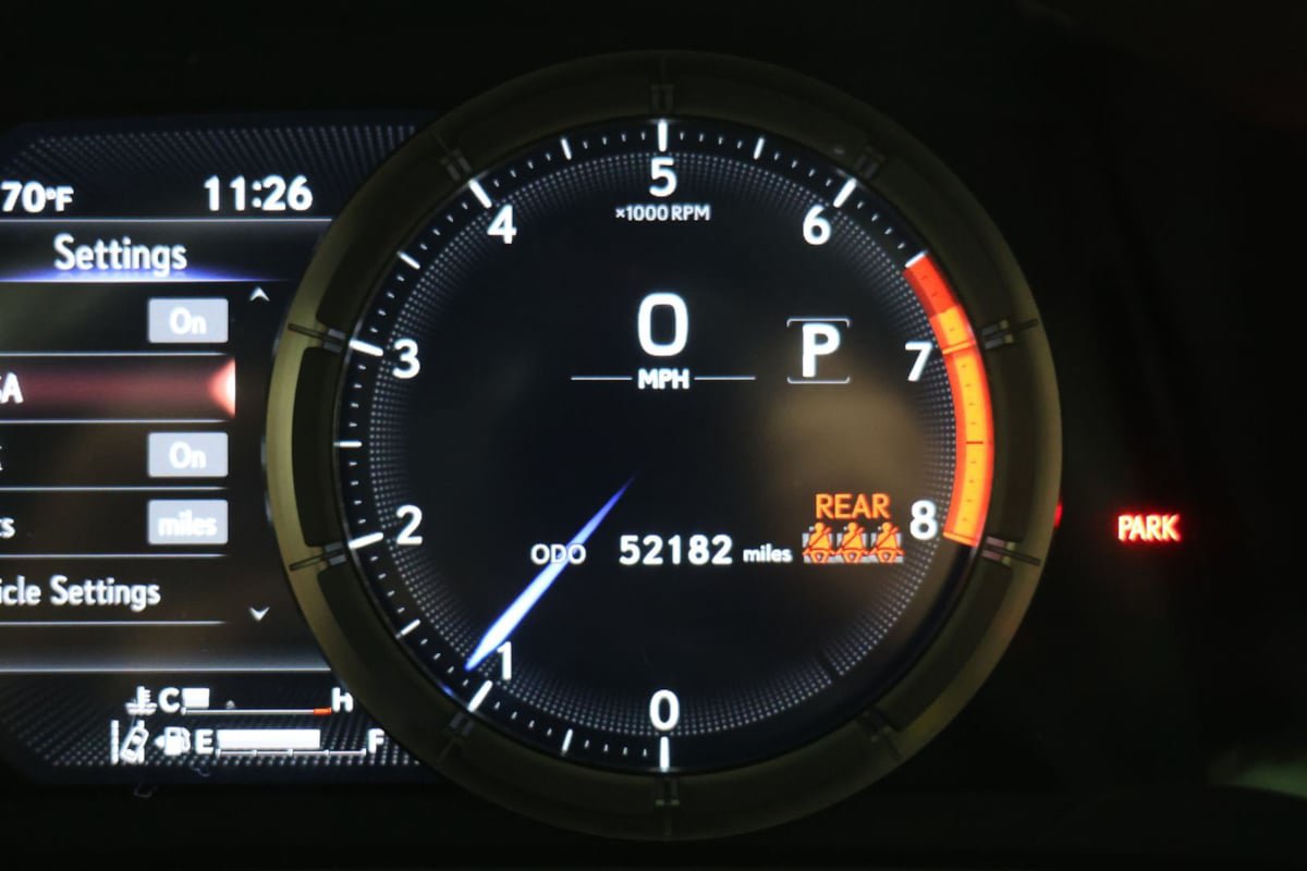 Used 2023 Lexus ES 350 F Sport w/ Accessory Package (Z2) FWD image 11