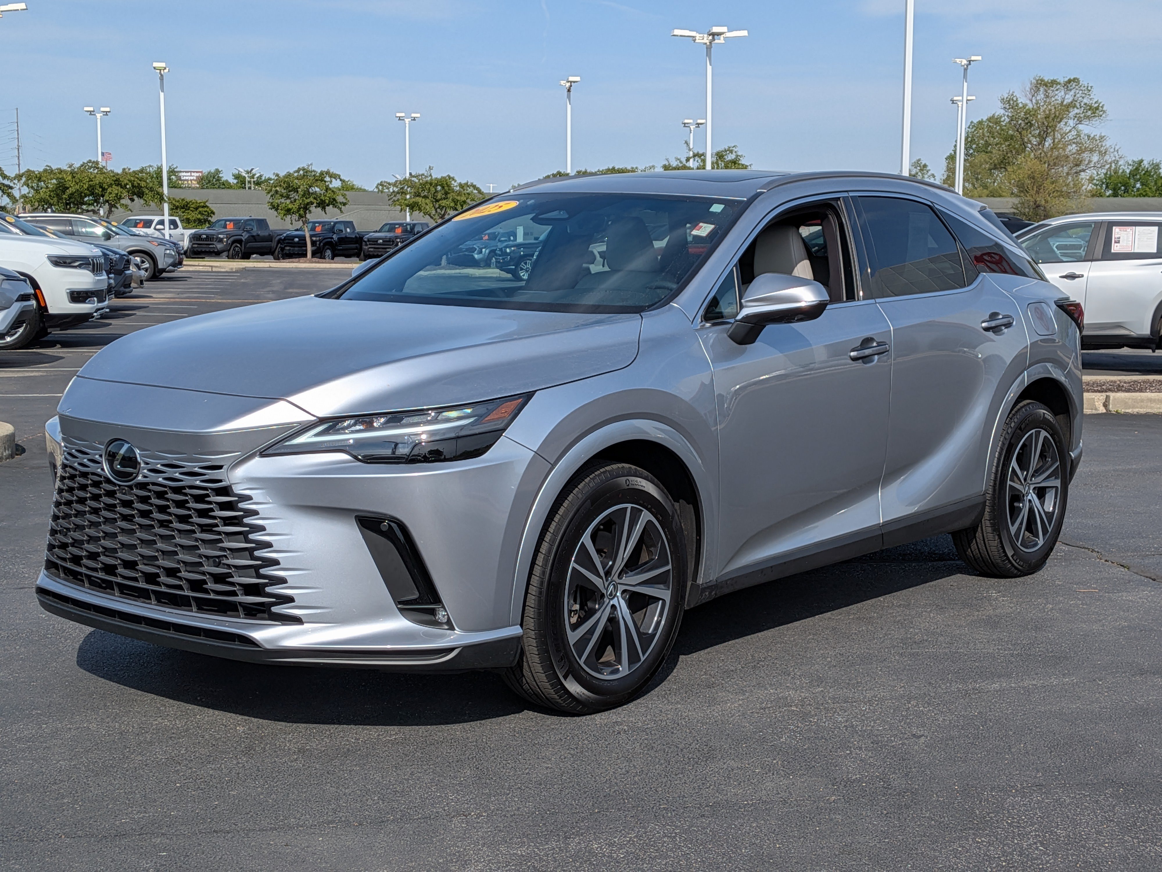 Used 2025 Lexus RX 350 Premium AWD/4WD image 4