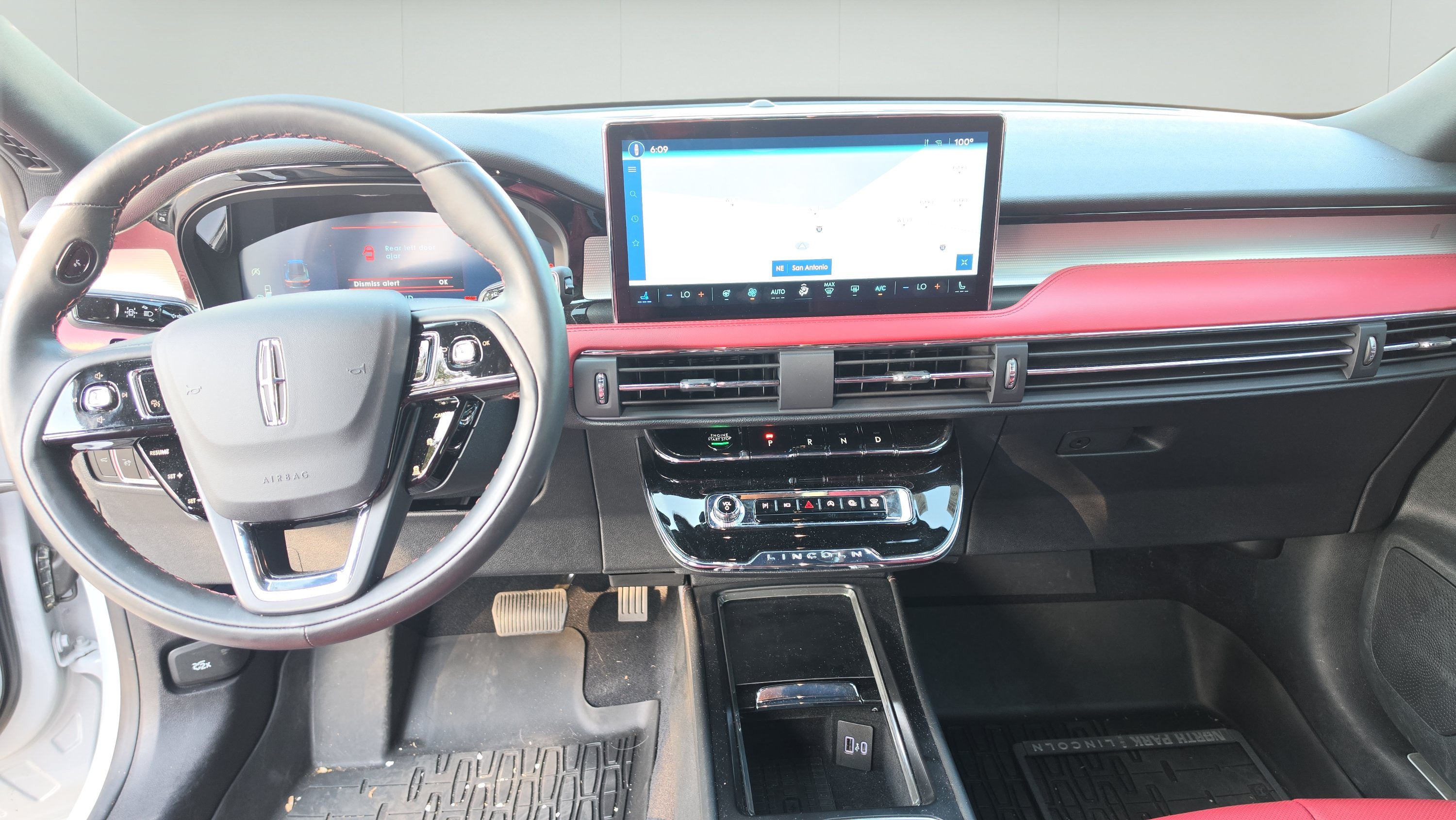 New 2026 Lincoln Corsair Reserve w/ Jet Appearance Package FWD image 22