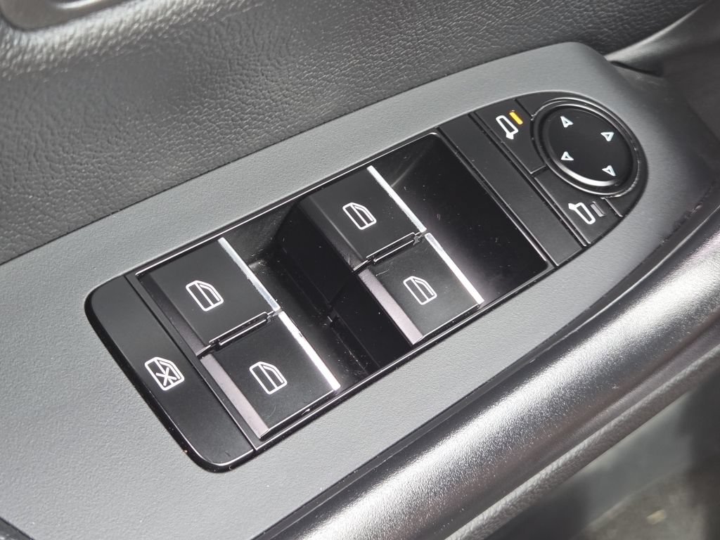 Used 2025 MAZDA CX-50 AWD 2.5 S w/ Preferred Package image 9