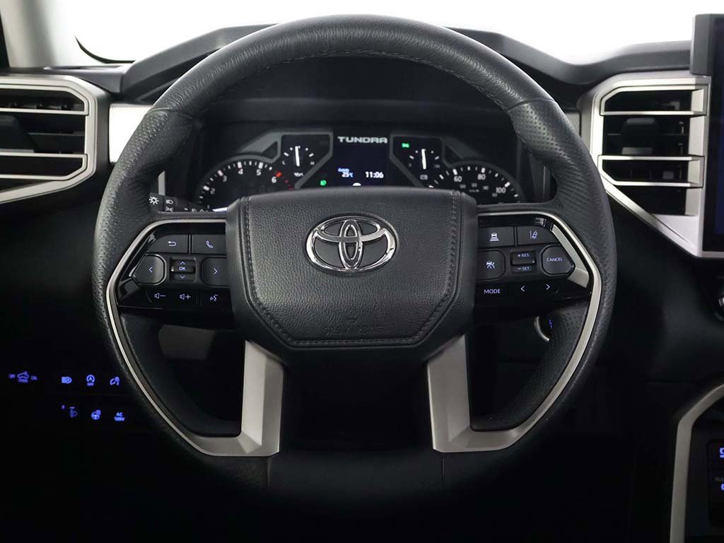 Used 2023 Toyota Tundra Limited image 33