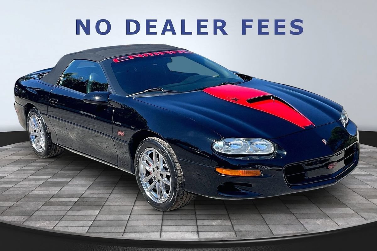 Used 2002 Chevrolet Camaro Z28 w/ SS Performance/Appearance Pkg RWD image 3