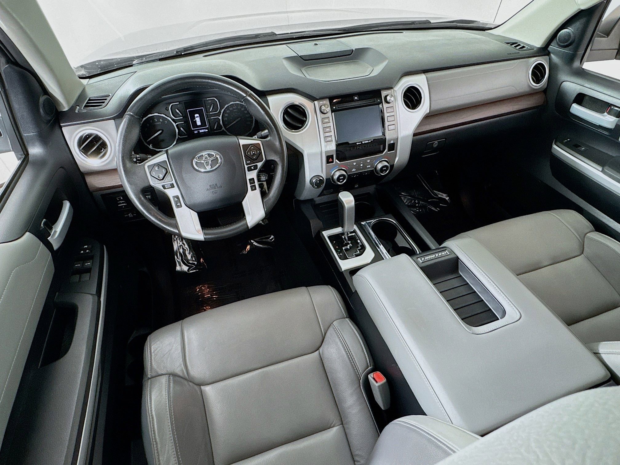 Certified 2019 Toyota Tundra Limited w/ Limited Premium Package AWD/4WD image 20
