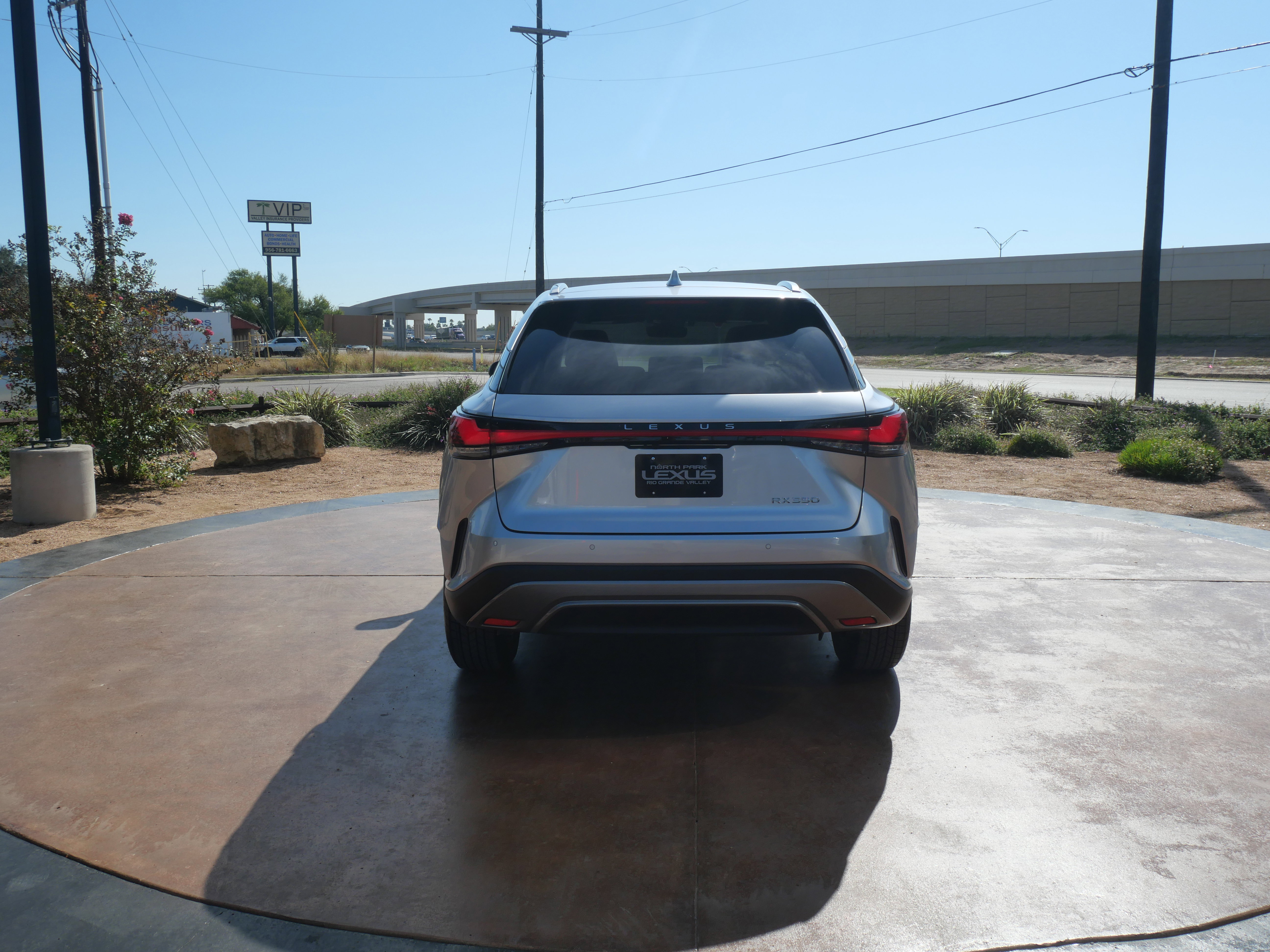 Used 2025 Lexus RX 350 Premium image 3