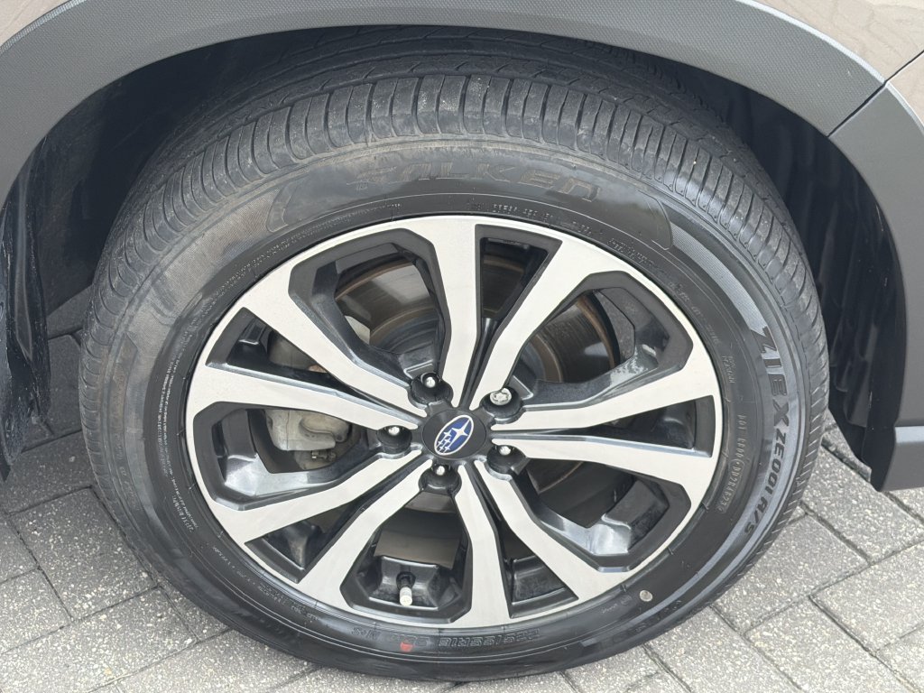 Certified 2023 Subaru Forester Limited AWD/4WD image 10