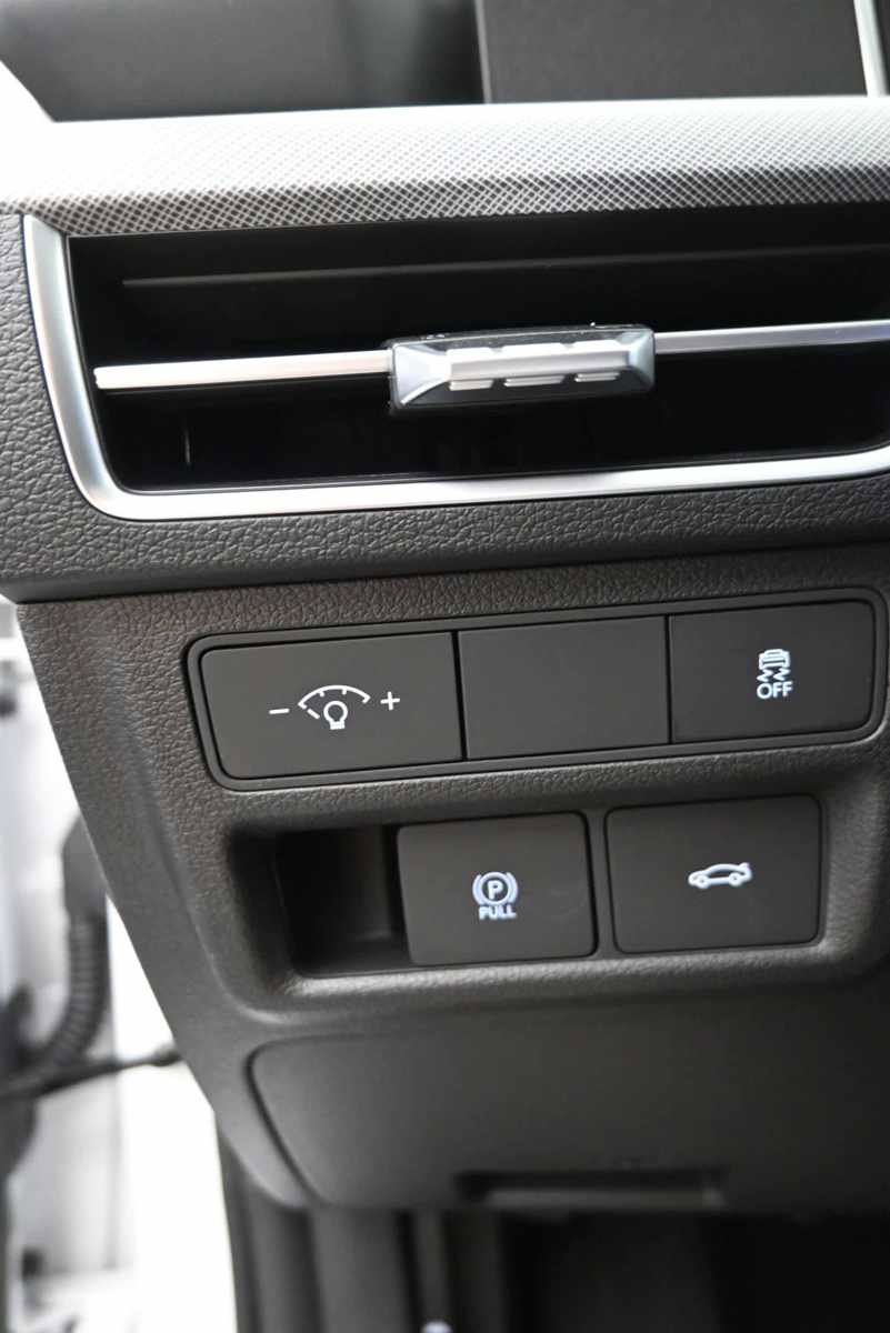 New 2026 Hyundai Sonata SEL FWD image 21