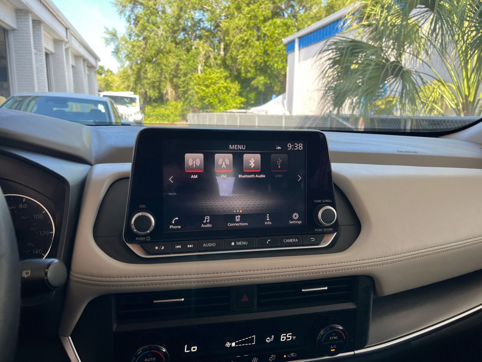 Used 2025 Nissan Rogue SV AWD/4WD image 20