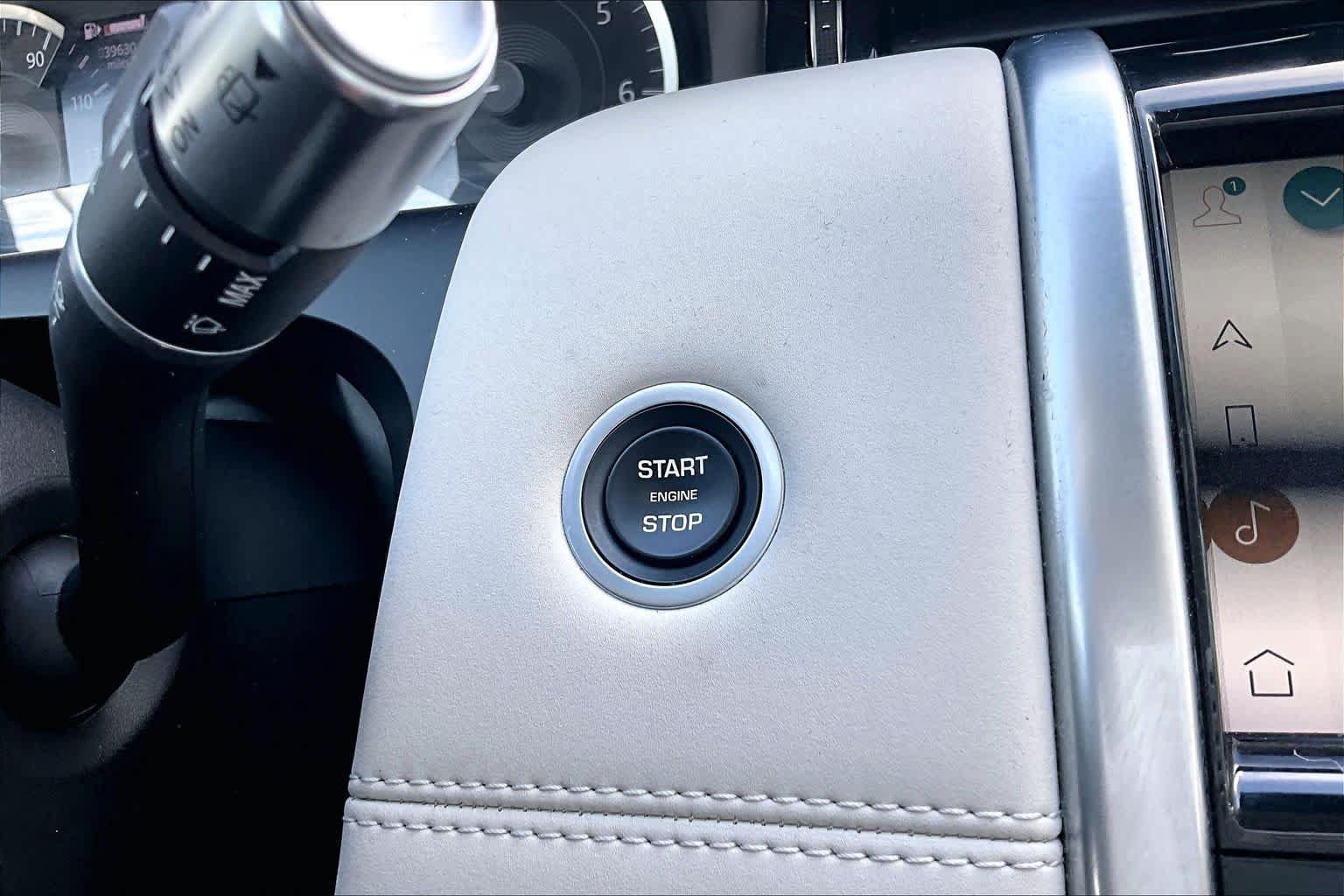 Used 2022 Land Rover Discovery Sport S AWD/4WD image 33