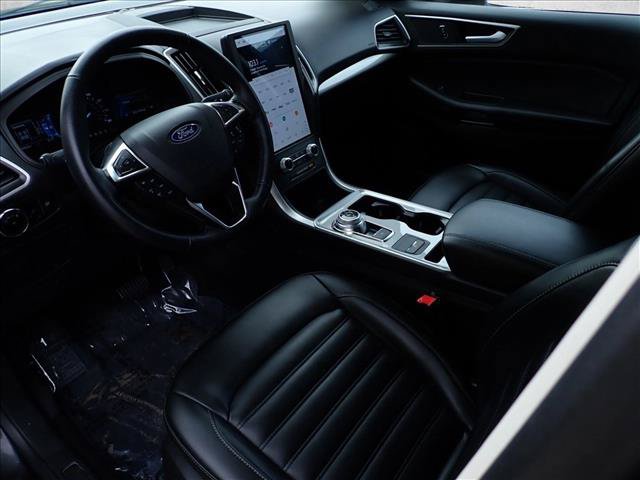 Used 2024 Ford Edge SEL AWD/4WD image 11