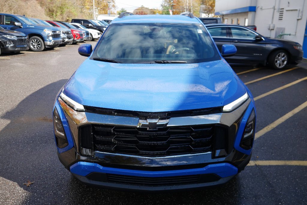 New 2026 Chevrolet Equinox ACTIV w/ Convenience Package III image 3