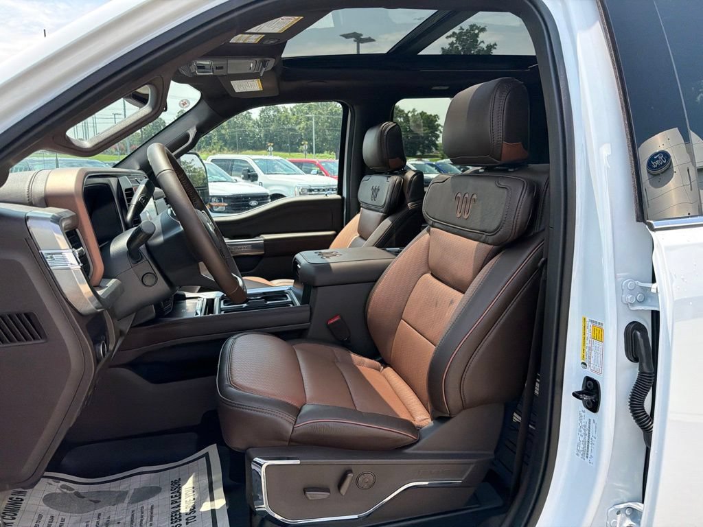 New 2026 Ford F350 King Ranch w/ Chrome Package AWD/4WD image 9