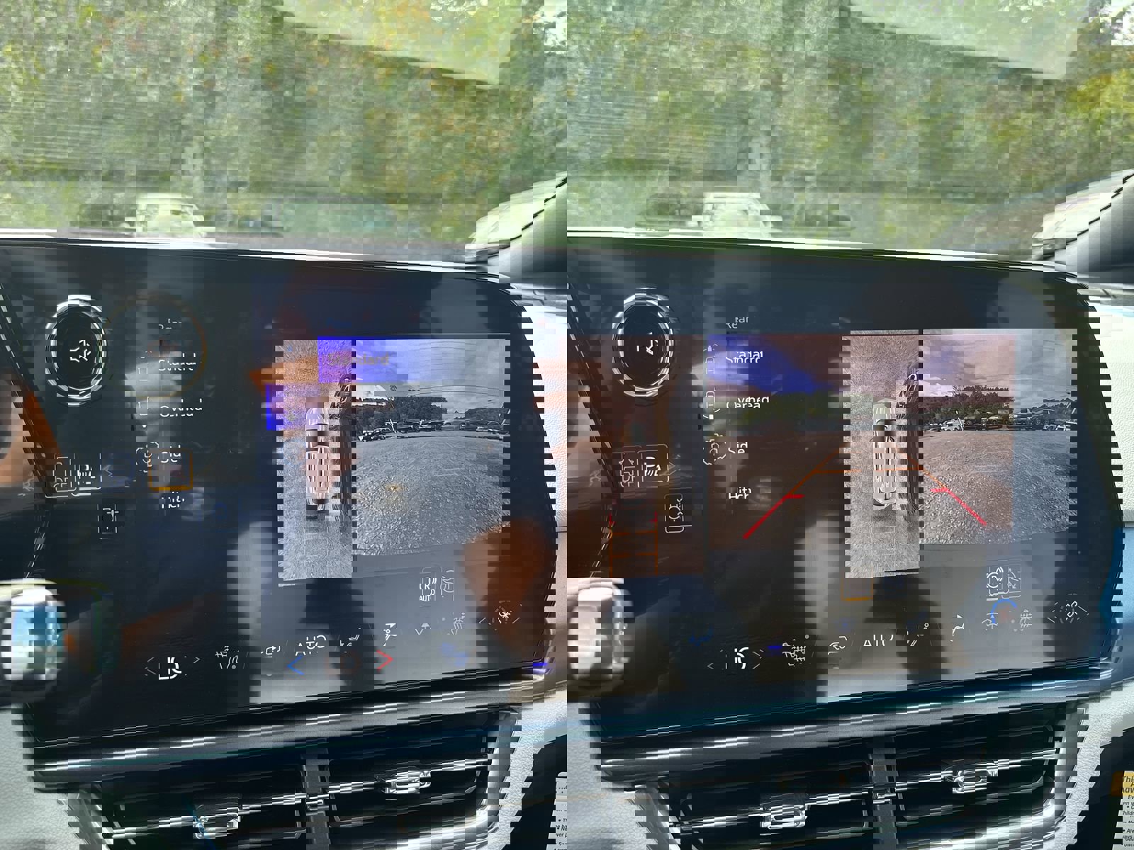 New 2026 Chevrolet Equinox EV LT image 20