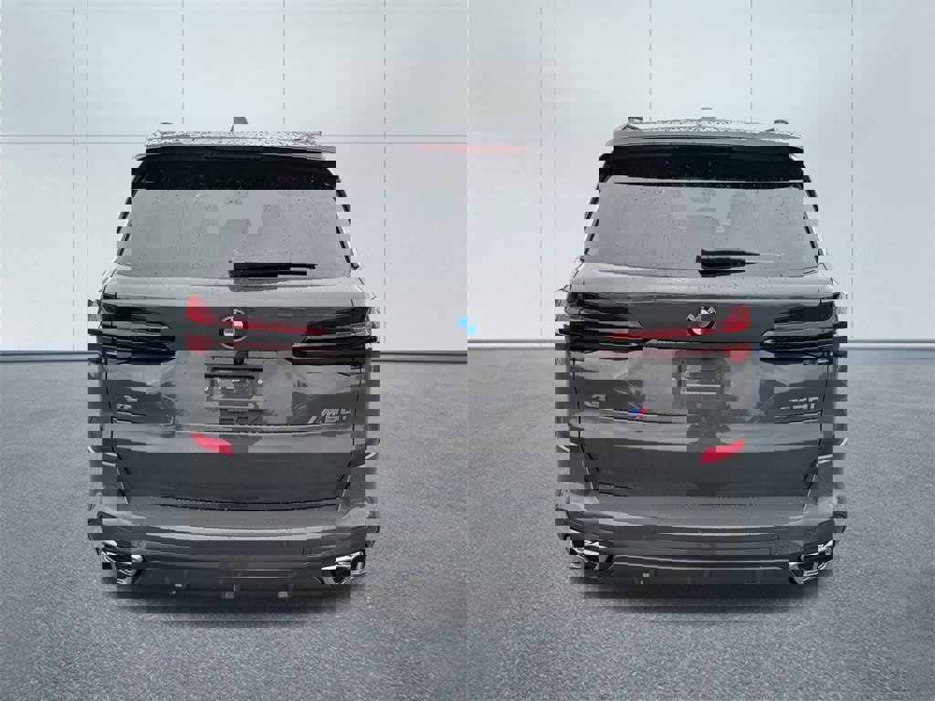 New 2026 BMW X5 M60i image 4