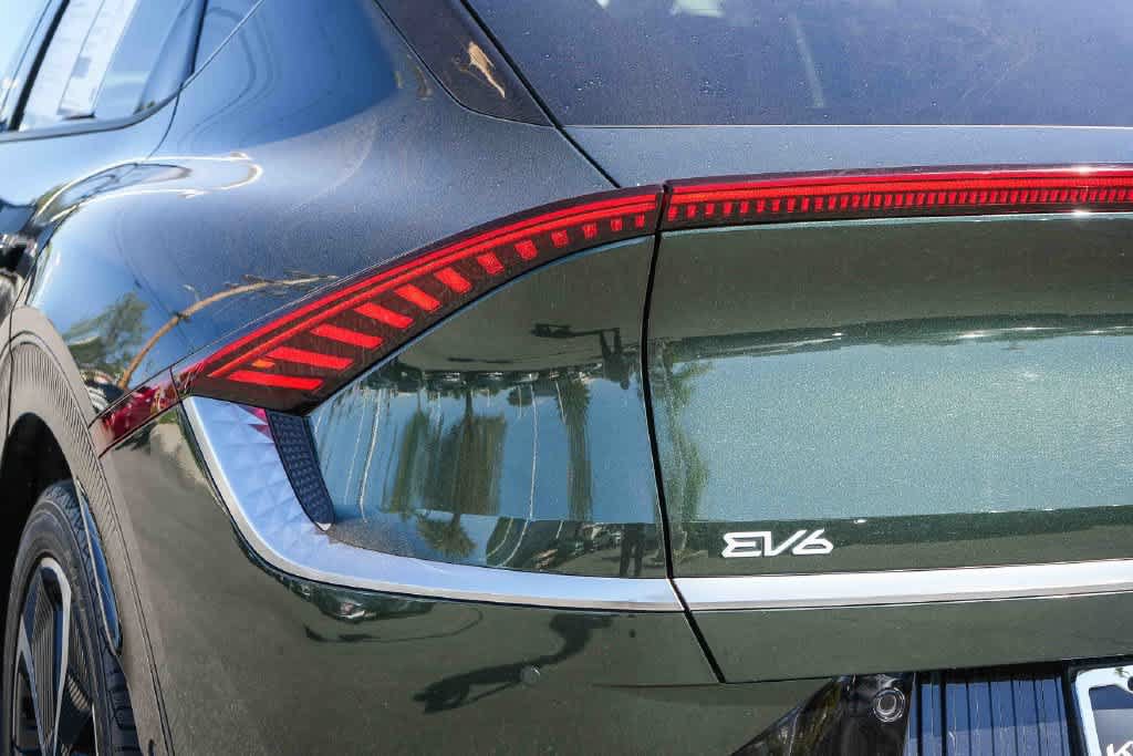 Certified 2023 Kia EV6 GT-Line AWD/4WD image 9