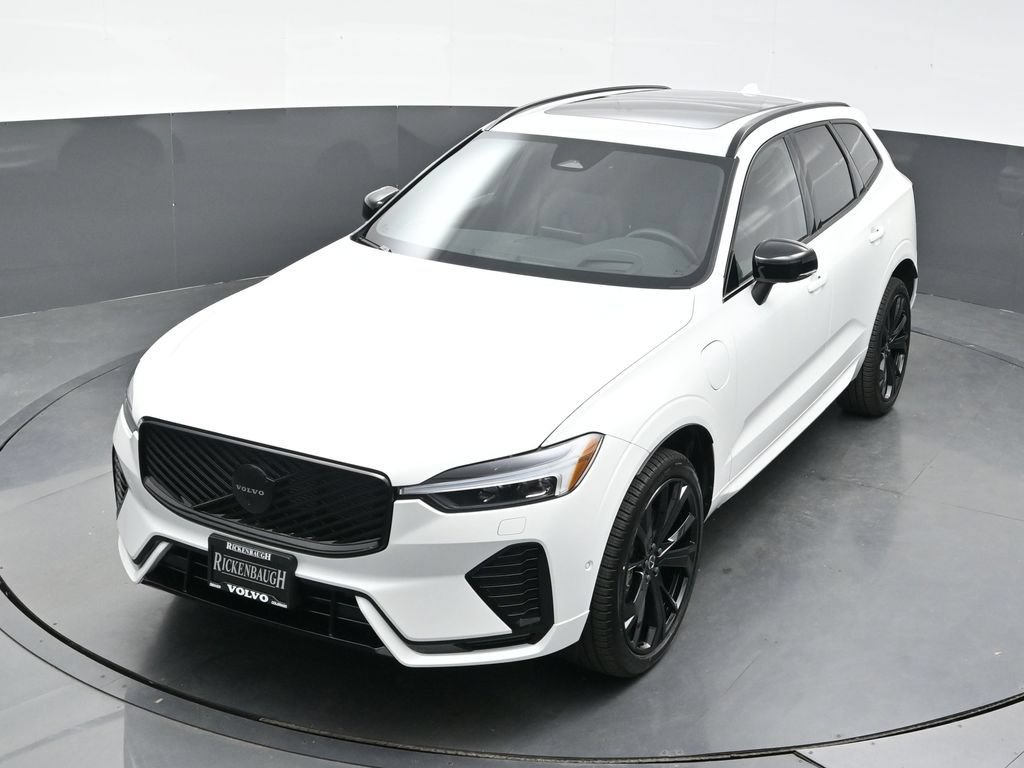 New 2026 Volvo XC60 T8 Ultra w/ Climate Package PRO AWD/4WD image 31