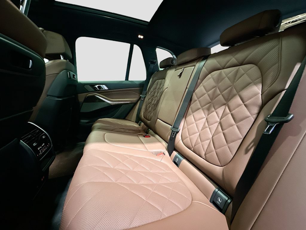 New 2026 BMW X5 xDrive40i AWD/4WD image 25