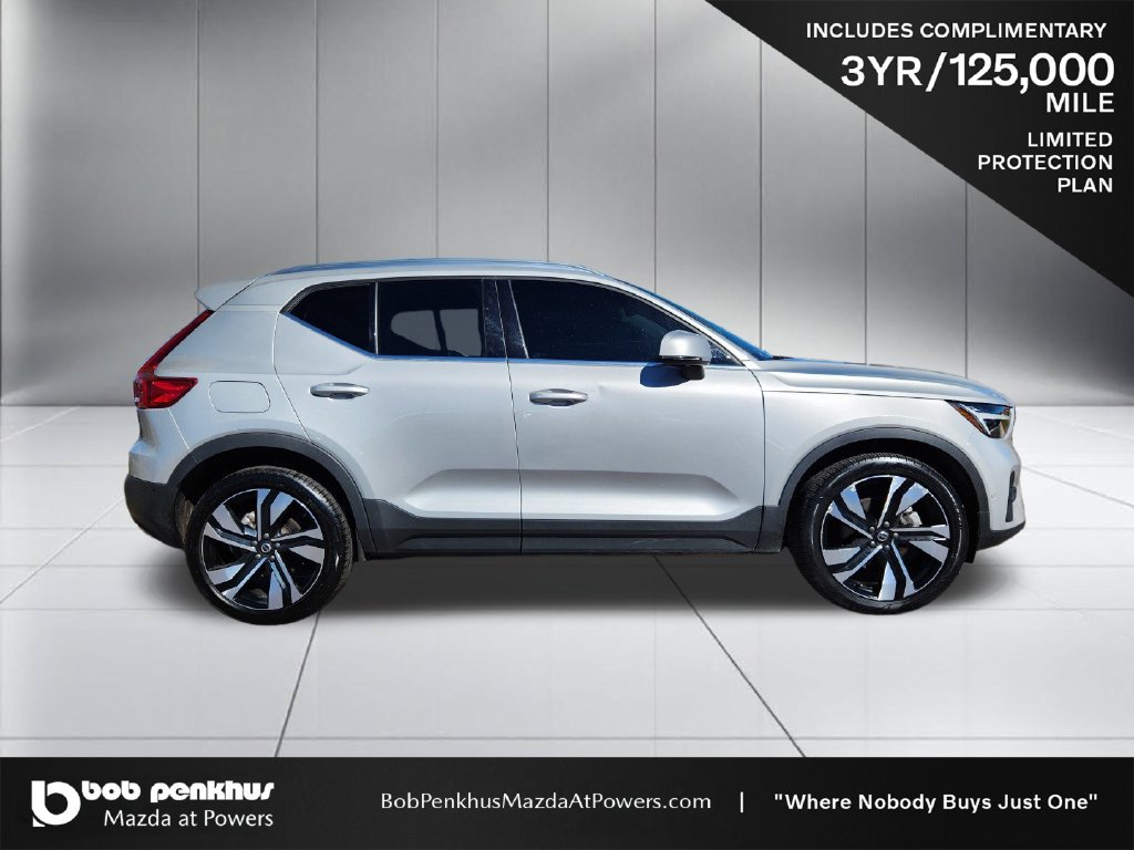 Used 2025 Volvo XC40 B5 Plus w/ Climate Package AWD/4WD image 24