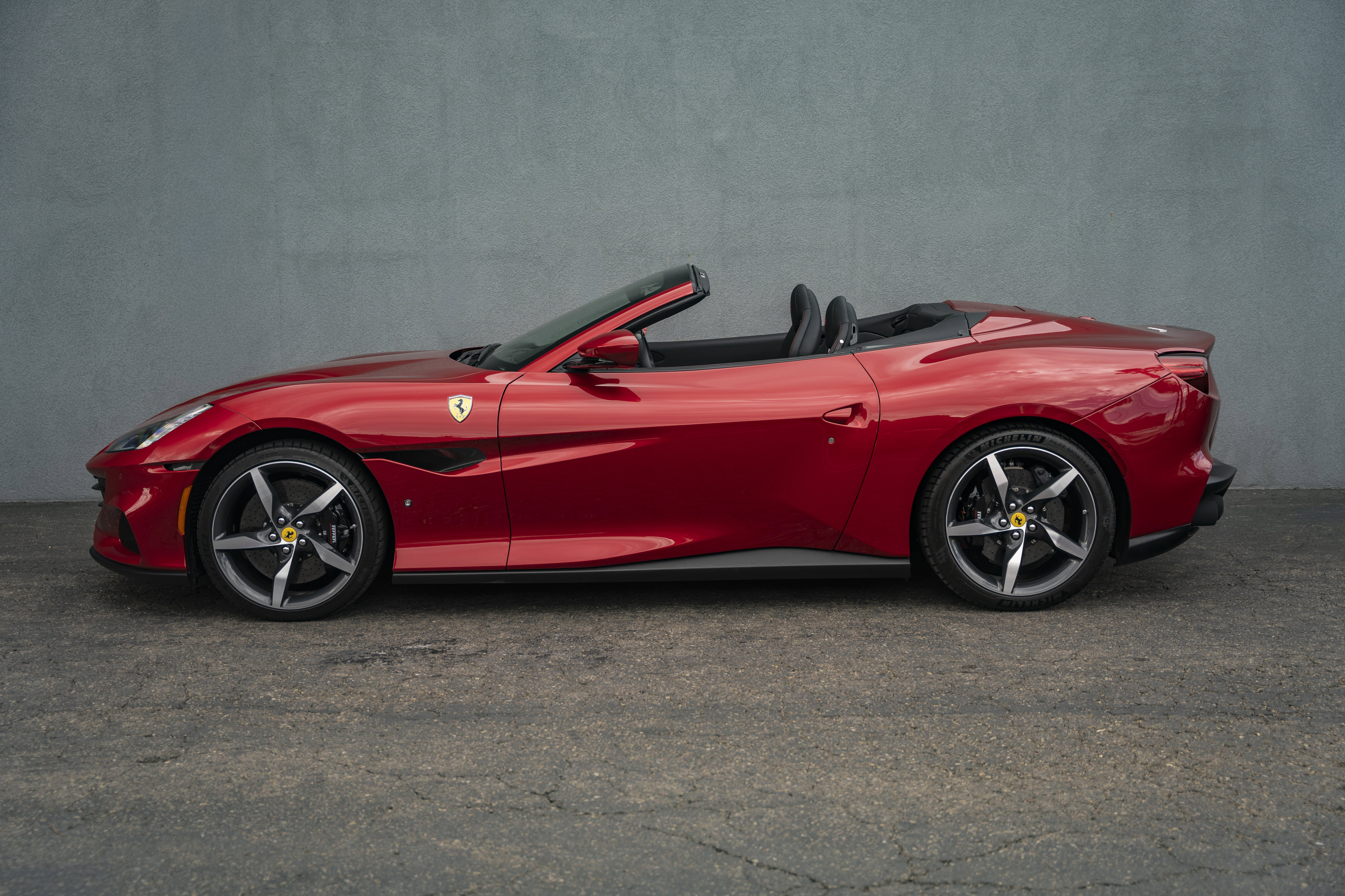Certified 2023 Ferrari Portofino M image 3