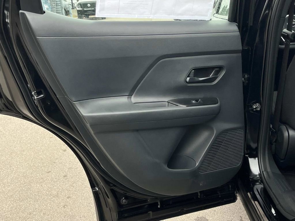 New 2026 Nissan Kicks S image 19