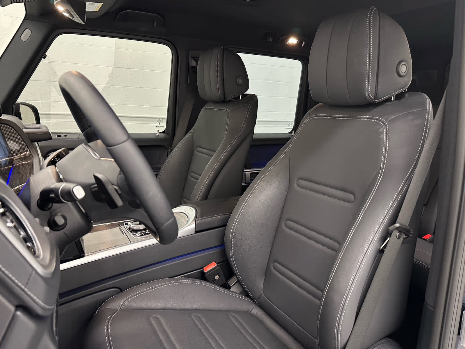 Used 2024 Mercedes-Benz G 550 w/ Night Package image 12